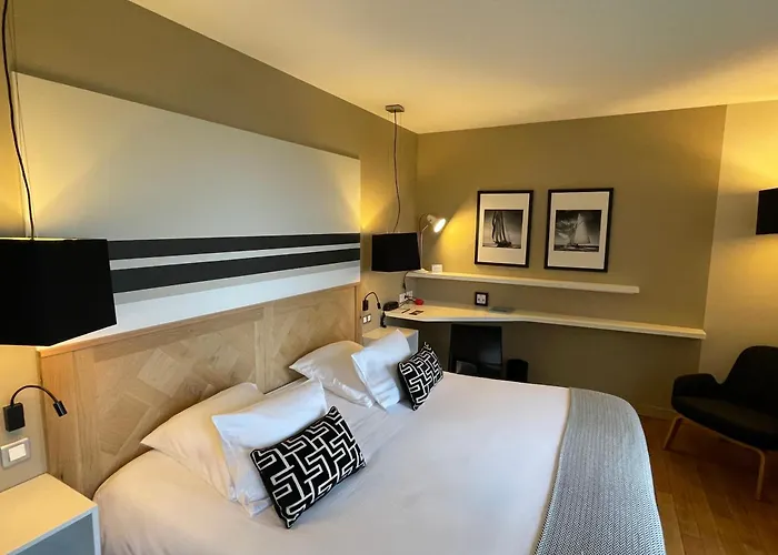 - Les Corderies Hotel 4*