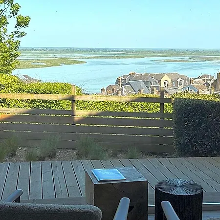 - Les Corderies Hotel