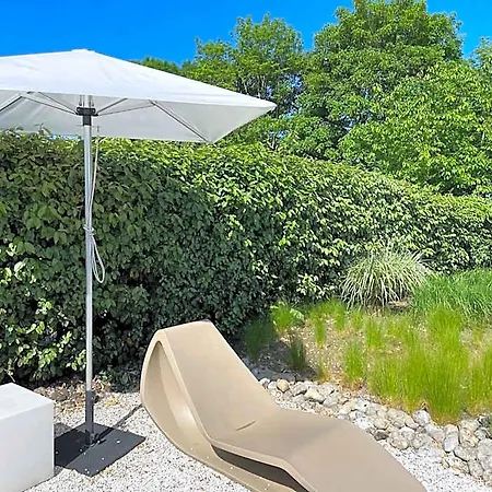 - Les Corderies Hotel